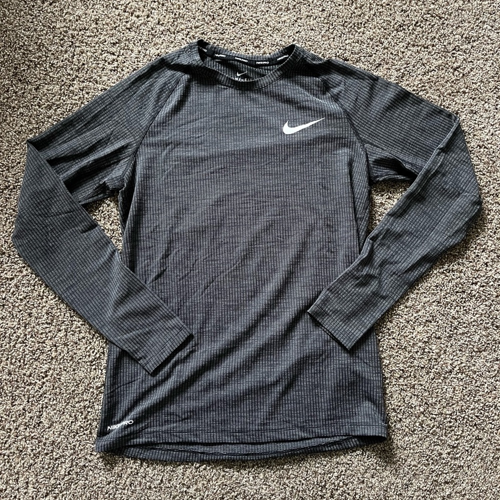 Nike | Men's Pro Fitted Training Long Sleeve Shirt